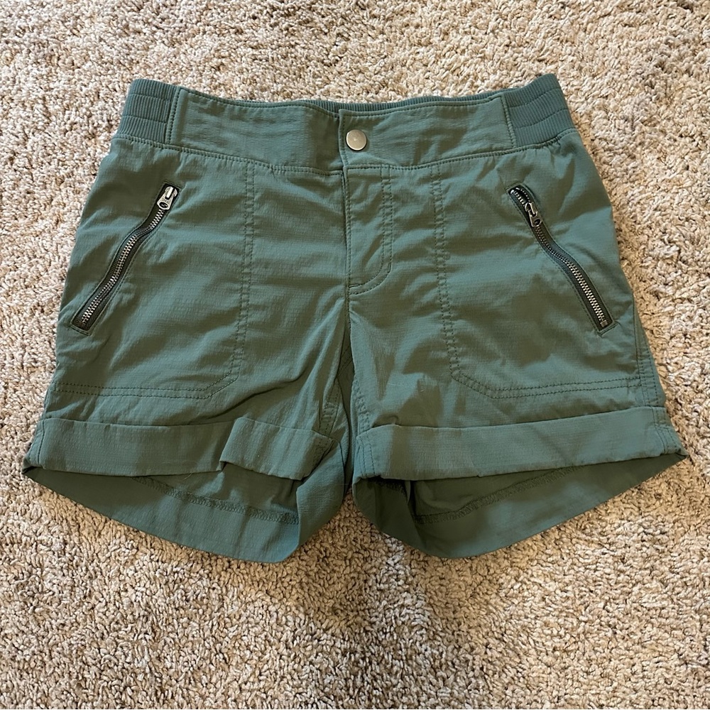 Athleta Trekkie Shorts